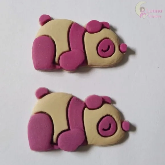 Aplique Mini Panda Roxo Deitado de borracha -pct c/10 uni