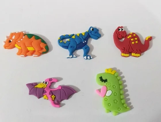 Apliques Dinossauros de Borracha - Pct C/10 Unidades