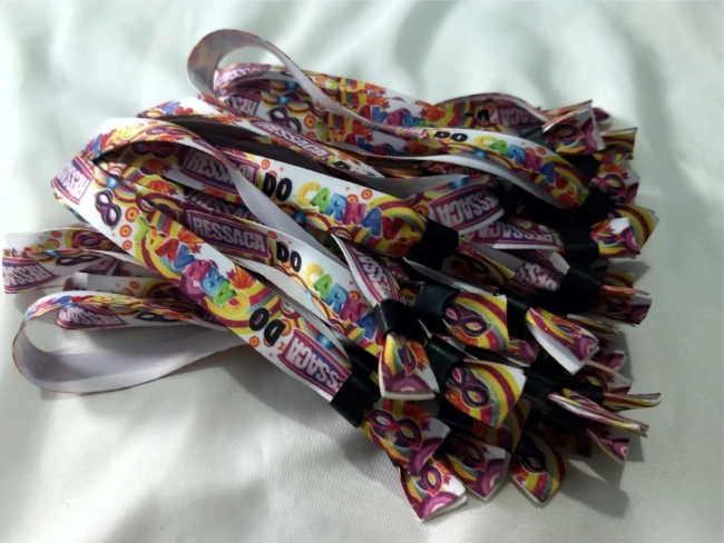Pulseiras Personalizadas de Tecido Festas e Eventos !
