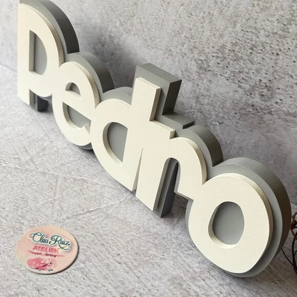 Nomes em Sobreposição Decoração de Bebê