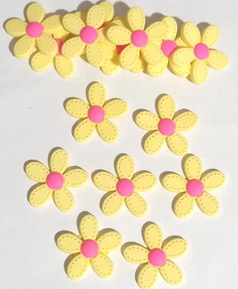 Aplique Flor Amarelo Emborrachado - 8 Unidades