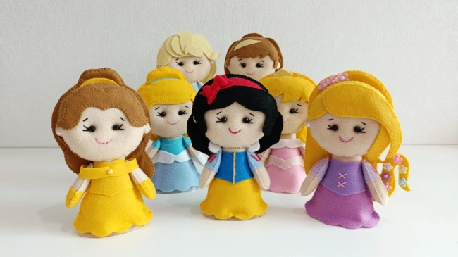 Centro de mesa Mimi princesas em feltro