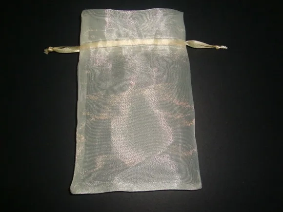 Saquinhos de Organza Cristal com Fita 8x12 - 60 Peças