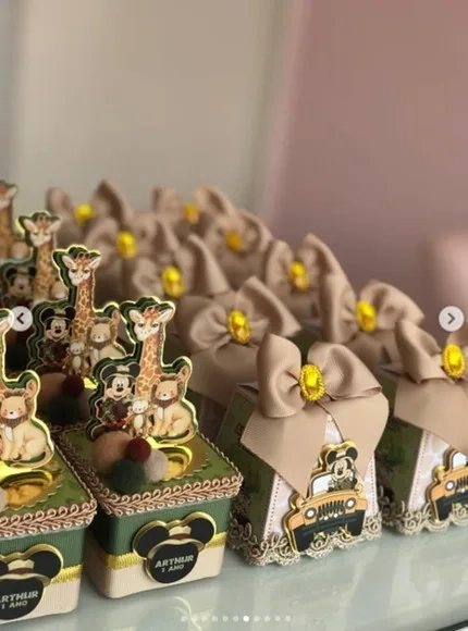 Lembrancinha Safari Luxo Personalizada Mickey- 30 Peças