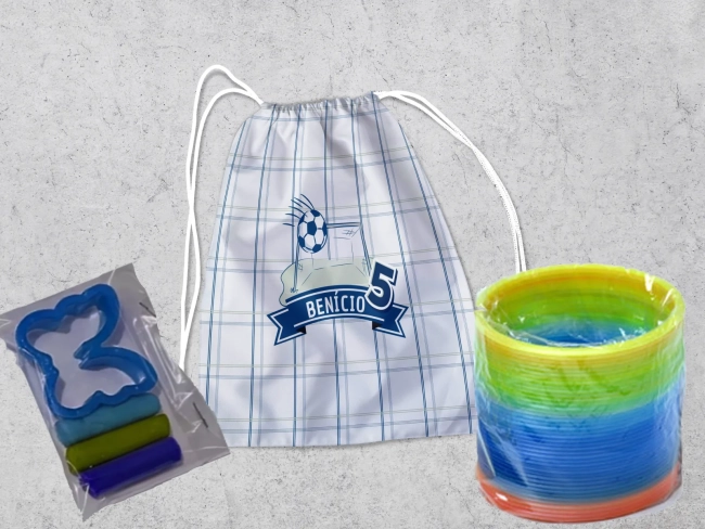 Kit Mochilinha + Mini Massinha de modelar e Mola Maluca Divertidamente