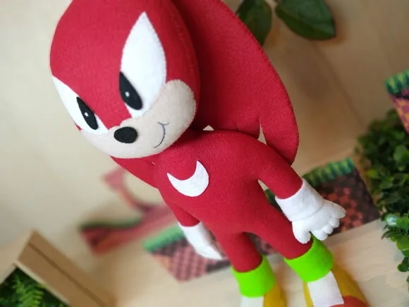 Knuckles em feltro - Sonic