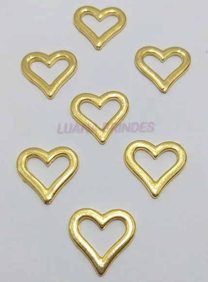 Pingente Coração Vazado em Metal Dourado - pct c/6 unid