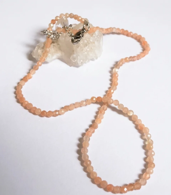 Choker Colar Sunstone Pedra Facetada 3 mm e Aço Inox