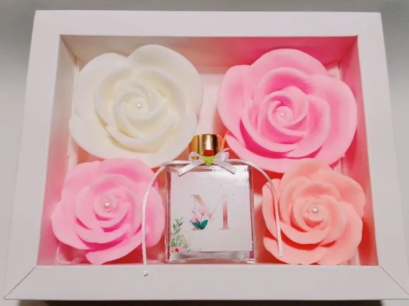 Presente de Aniversário, Aromatizador com Sabonetes de Rosas