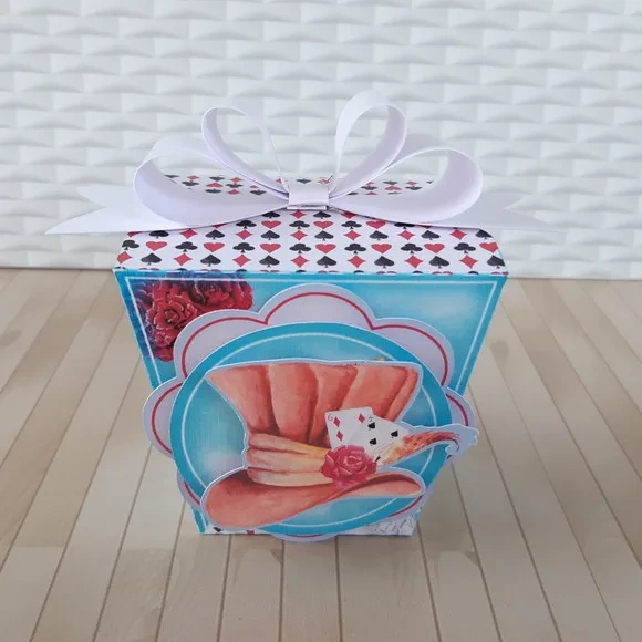 Kit 60 Lembrancinhas Alice no País das Maravilhas