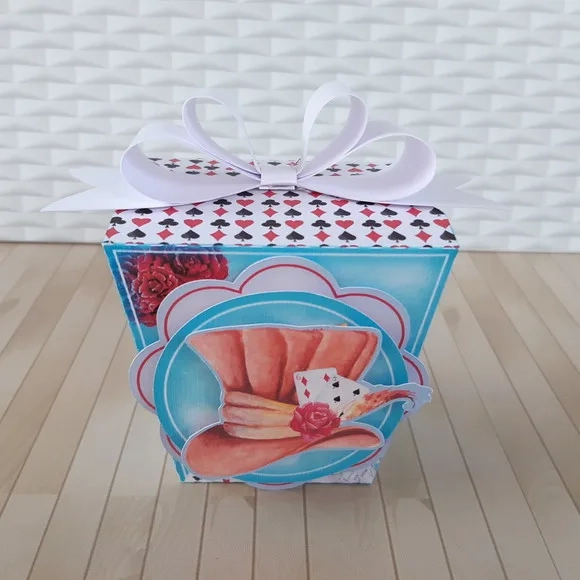 Kit 60 Lembrancinhas Alice no País das Maravilhas