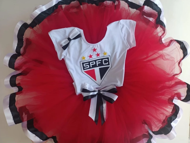 Roupa time