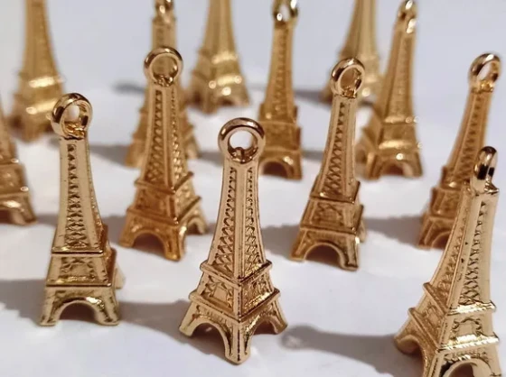 Pingente Torre Eiffel Dourada - 10 Unidades