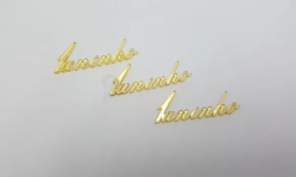 Plaquinha 1 aninho em Acrílico Espelhado Dourado - C/ 8 uni