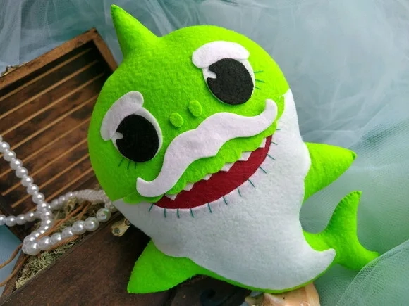 Baby Shark em Feltro
