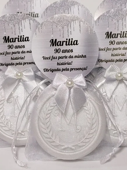 Lembrancinha 90 Anos, Sabonete Letra Inicial Personalizada