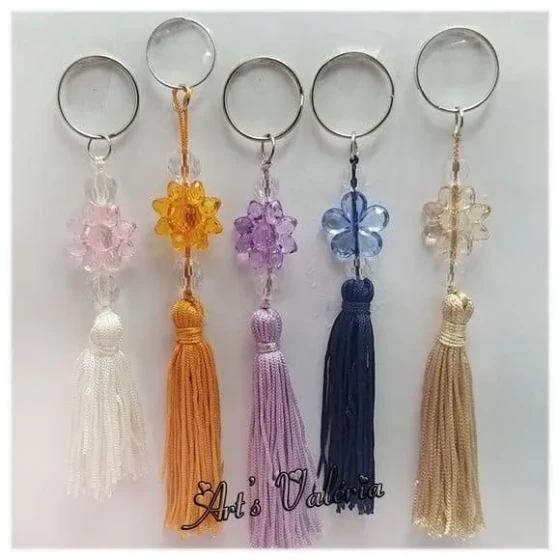 Chaveiro Flor com Franja