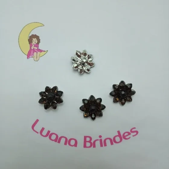 Botão Flor Fundo Prata Preto de Acrilico 2,2cm 14 Unids