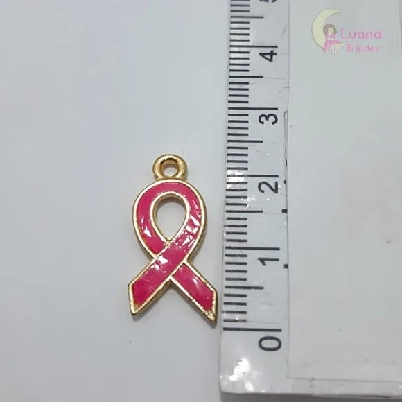 Pingente Outubro Rosa de Metal Dourado - pct c/6 unid