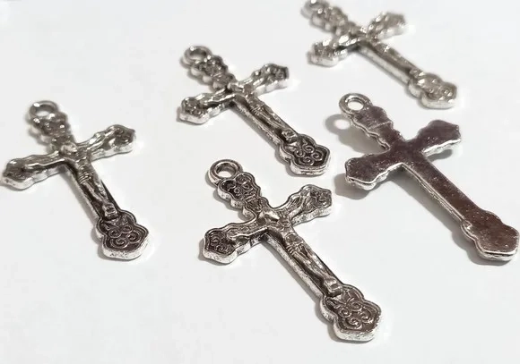 Pingente Crucifixo Prata - 12 Unidades