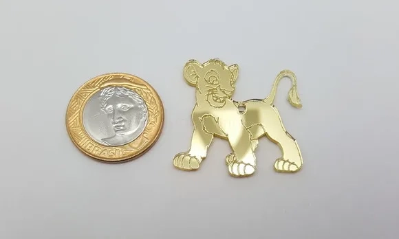 Pingente do Rei Leão em Acrílico Espelhado de 3,6cm - 6 un