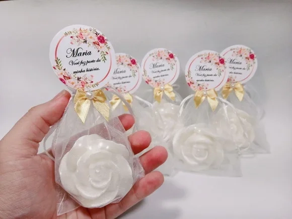Lembrancinha de Aniversário 70 Anos: Sabonete Rosa Luxo