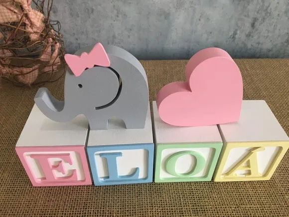 Cubos Decorativos MDF Personalizados Para Quarto de Bebê + Elefantinha + Coração
