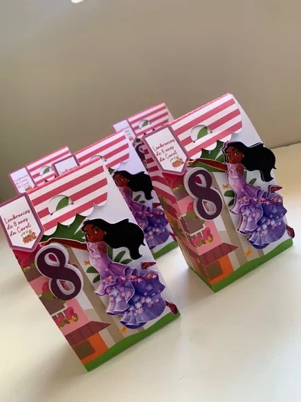 Kit 30 Lembrancinhas Encanto