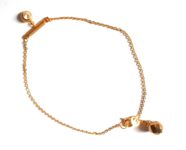 Tornozeleira Folheada a Ouro com Cristal Theco 8mm e Strass