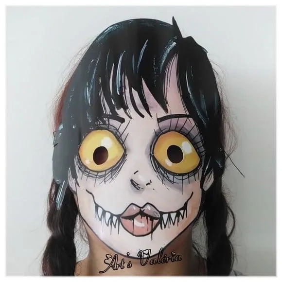 Máscara Wandinha Addams - Wednesday