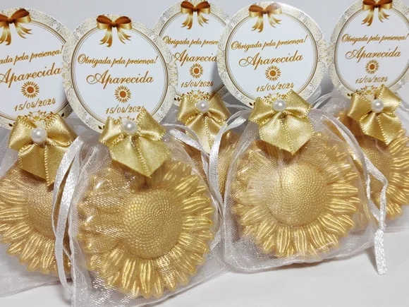 Lembrancinha de Aniversário 50 Anos: Sabonete Girassol