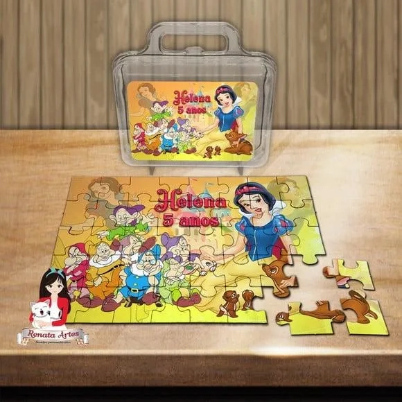 Quebra Cabeça Personalizado na Maleta Branca de Neve
