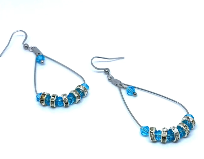 Brinco Gota Aço Inox Cristais Balãozinho Azul E Strass