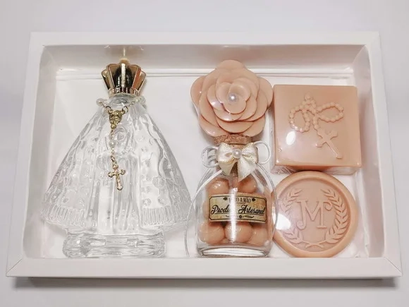 Presente de Aniversário Católico: Aromatizador Nossa Senhora