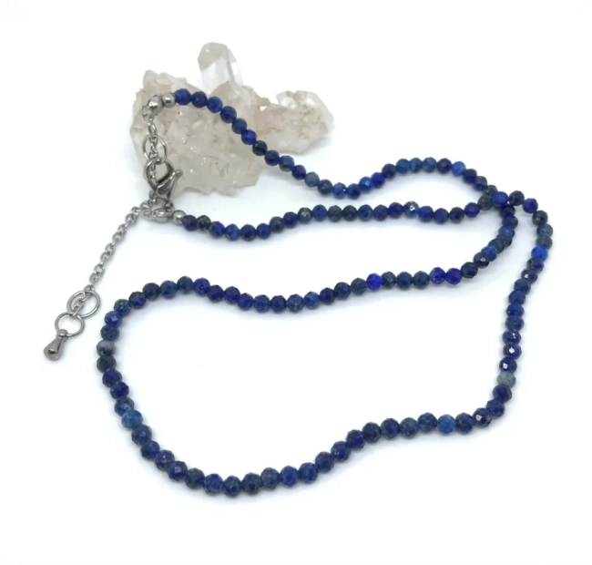 Colar Choker Lápis-Lazúli Facetado 3mm e Aço Inox
