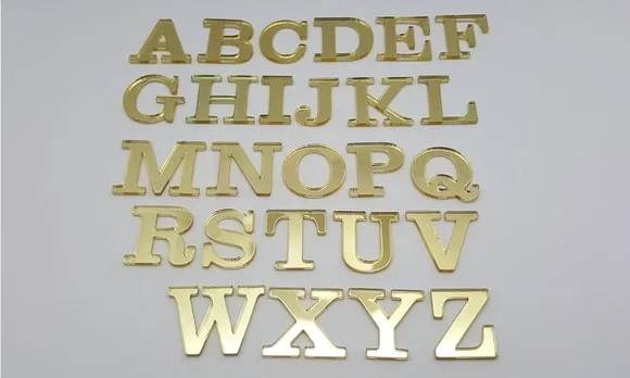 Aplique Letra Acrílico Espelhado Dourado 2cm Pct 7 Unidades