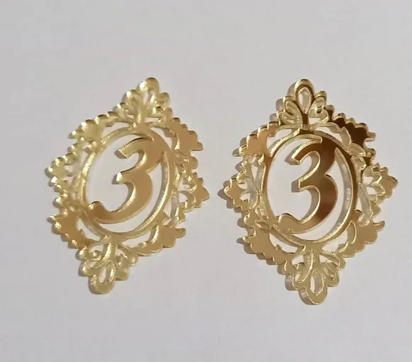 Aplique Moldura 3 Ano de Acrílico Espelhado Dourado - 5 Peça