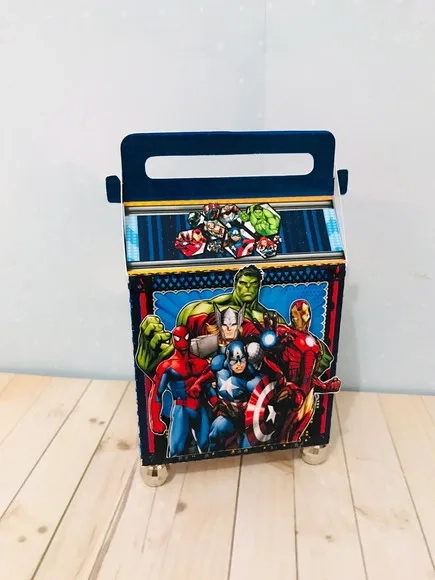 Kit 60 Lembrancinhas Vingadores