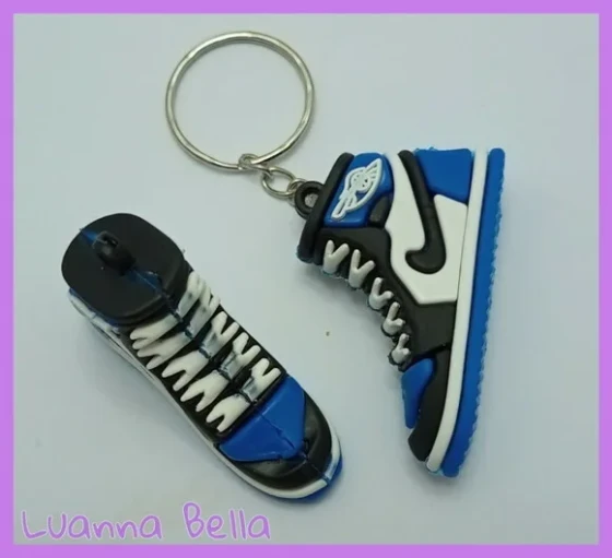 Chaveiro Tênis Azul de Borracha - 3cm - pct c/2 unidades