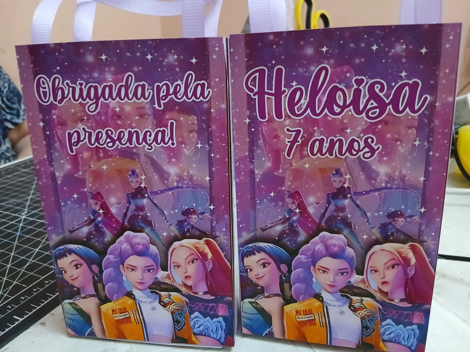 Sacolinhas personalizadas para Lembrancinhas Guerreiras do K pop