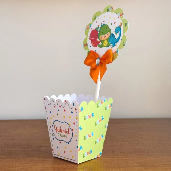 PEGUE E MONTE - Centro de Mesa DINOSSAURO BABY - Decoração de Festa | Lembrancinhas | Aniversário | Personalizados