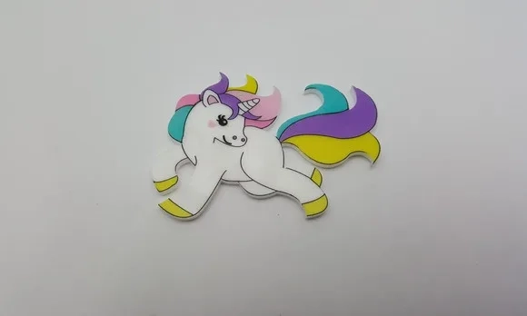 Pingente de Unicórnio em Acrílico U.v. de 4,6cm - 4 Unidades