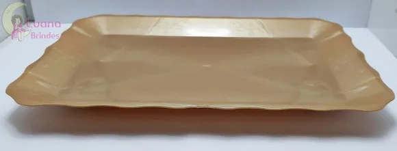 Bandeja Média Dourada de plástico - 30cm - 1 unidade.