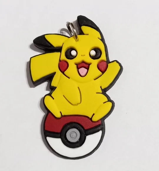 Pingente Pikachu Emborrachado - 5 Unidades