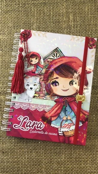 Caderneta de Saúde Personalizada - Chapeuzinho Vermelho