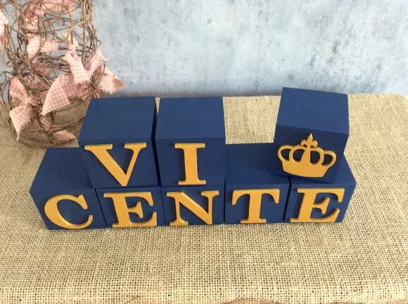 Cubos Decorativos 6x6cm COROA