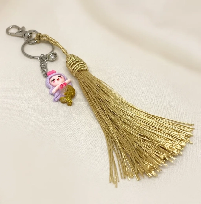 Chaveiro Sereia com Tassel Tulipa e Berloque (Cores Diversas)