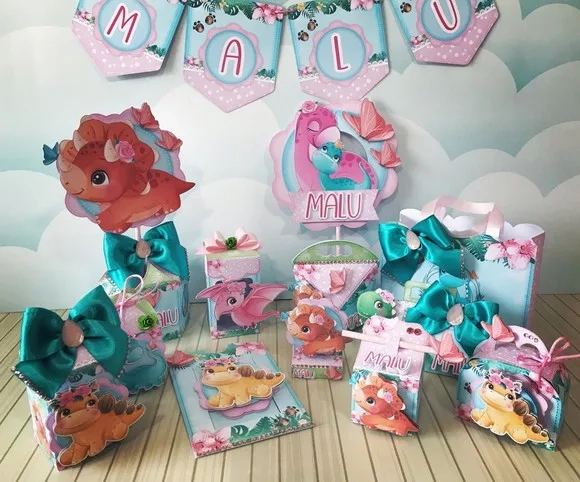 Kit 60 Lembrancinhas Dinossauro Menina