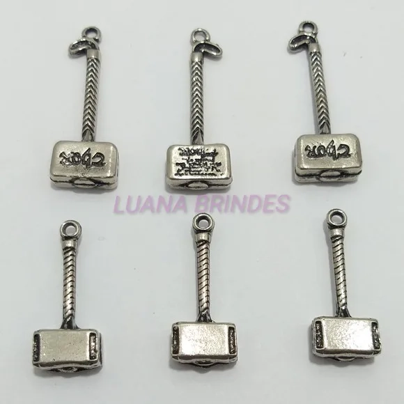 Pingente Martelo de Metal Prateado - pct com 6 unidades