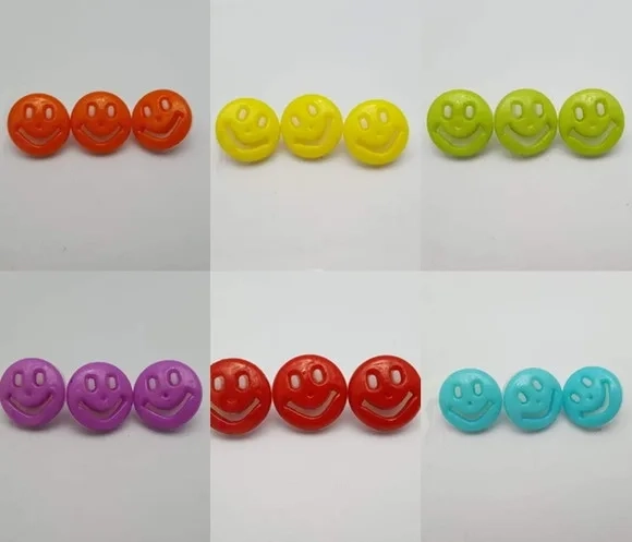 Aplique Botão de Carinha Amarela de 1,3cm - Com 20 Unidades